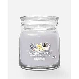 Yankee Candle Smoked Vanilla & Cashmere Medium Jar