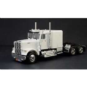Italeri 1:24 Freightliner FLD 120 Special