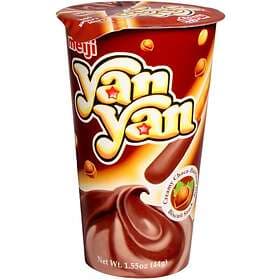 Meiji Yan Yan Creamy Hazelnut Dip Biscuit Snack 44g
