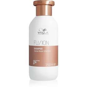 Wella Professionals Fusion Regenererande Shampoo 250ml