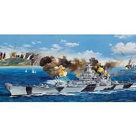 Trumpeter 1/200 USS Iowa BB-61