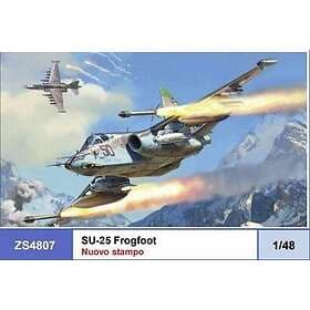 Zvezda 1/48 Sukhoi SU-25 Frogfoot Soviet Attack Aircraft