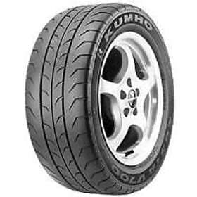 Kumho Ecsta V700 205/45 R16 83V Competition Use Only