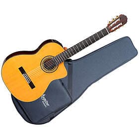 Takamine EH5C Klassisk gitar