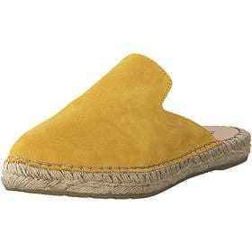 Emma Shoes 493-4600 (Women's)