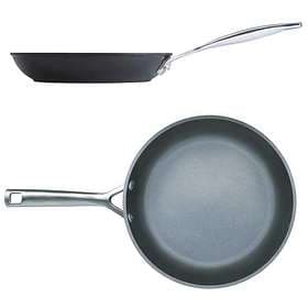 Le Creuset Toughened Non-Stick Omelette Pan 20cm