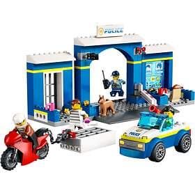 LEGO City 60370 Police Station Chase